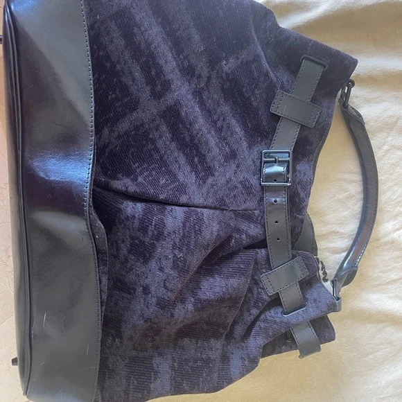 Burberry Rare Oversized Hobo Bag - Picture 5 of 16